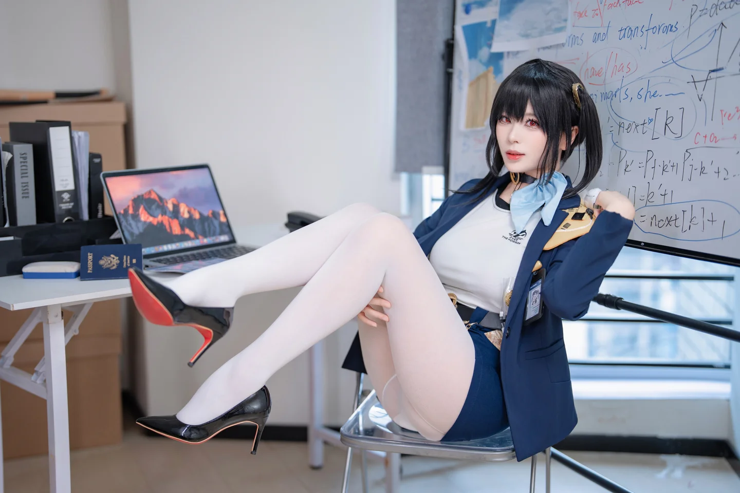 轩萧学姐 - No.083 索拉 [50P-158MB] tg@simisebaisi 【丝足阁】011.webp